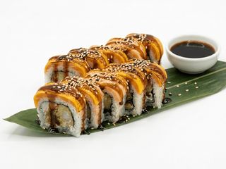 Cheddar Salmon Roll 10 szt. (400g)