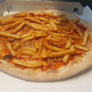 Pizza tonno e patate fritte 