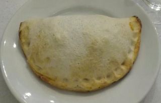 Calzone prosciutto e funghi