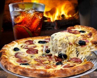 Pizza fruits de mer a la creme + boisson