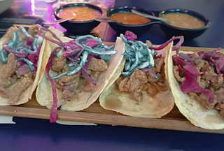 Tacos De Chipirones Fritos