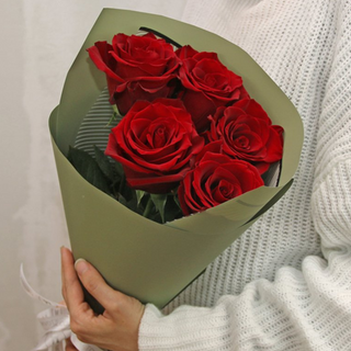 Premium Red Roses  - Explorer 5pc 