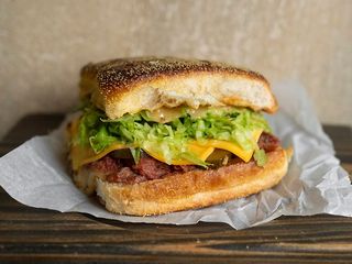 Фаундейшн мафін із тушеною свининою