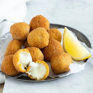 Camemberti bites 8 pezzi 4,50€