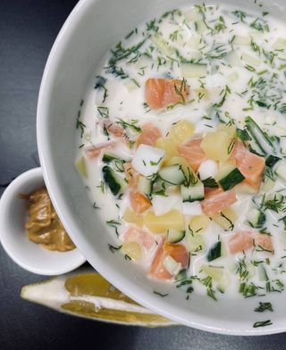 Окрошка з лососем (350 г)