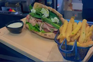 Sandwich Spécial Au Thon