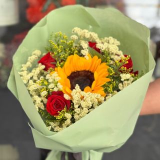 Ramo Girasol Y Rosas
