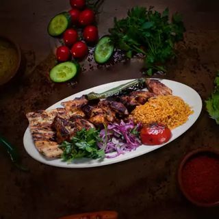 ARIPIOARE DE PUI LA GRATAR