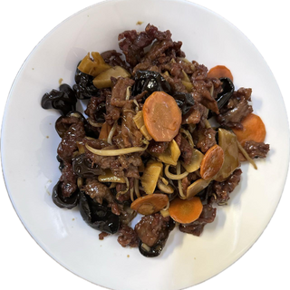 71. Телешко с бамбук, гъби, моркови, кълнове (500г)