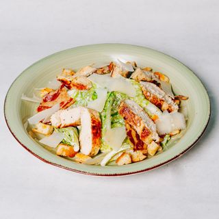 Toplo hladna salata od piletine