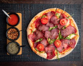 Pizza Bresaola