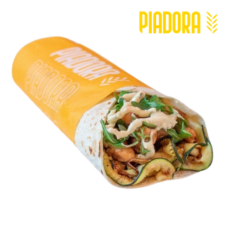 Pollo, zucchine grigliate, rucola e salsa tartara