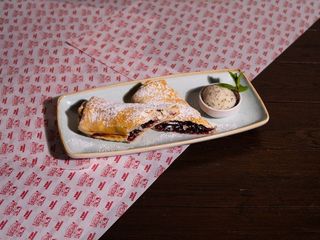 Струдель вишневий (200g)