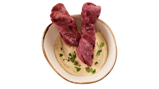 Przekąska Hummus z Paluchem Buraczkowym