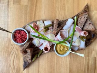 Асорті сало з грінками (345g)