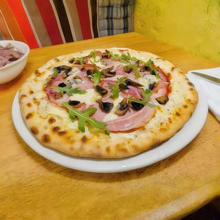 Pizza porchetta
