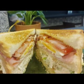 Sandwich Club