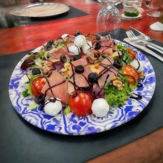 Ensalada Prosciuto (Pequeña)