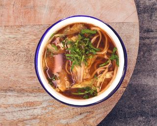 TAJSKI ROSÓŁ z makaronem