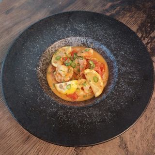 Creveti cu sos de rosii si coriandru  260 g