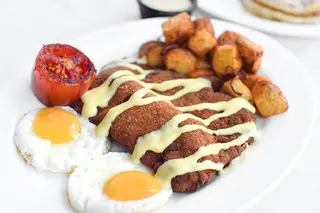 Country Steak & Eggs (7AM - 12PM)