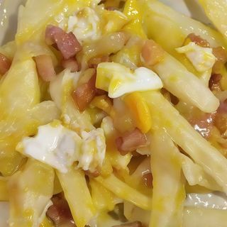 Ovos Rotos com Bacon