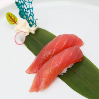 1281-Nigiri tuna