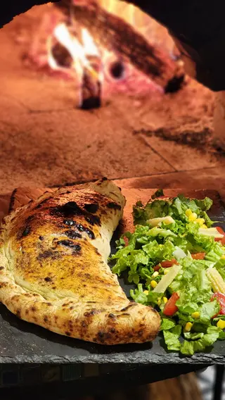 Pizza Calzone