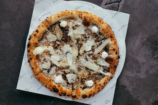 Піца грибна (550g)