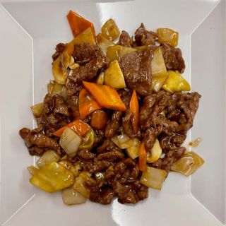 52. Ternera Con Salsa De Ostras