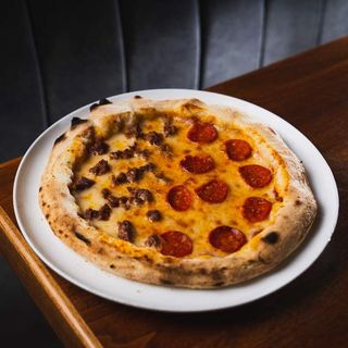 Pizza  2 saison au choix de vous 