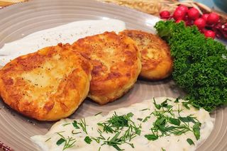 Kartoplanyky z mięsem 400g