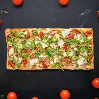 Римска Пица Фиоре