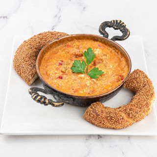 Турецкий менемен с суджуком