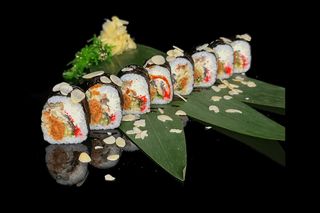 Futomaki sake unaghi