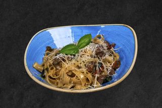 Pasta sa biftekom i spanaćem