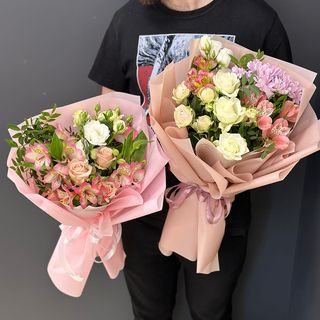 Букет квітів від флориста в ассортименті