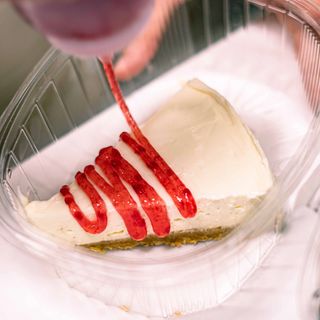 Tarta de queso con frambuesa