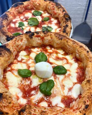 Margherita con bufala