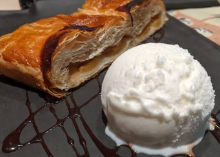 Tarta Caliente De Manzana