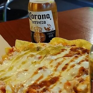 Nachos barbacoa (1/2 ración) 