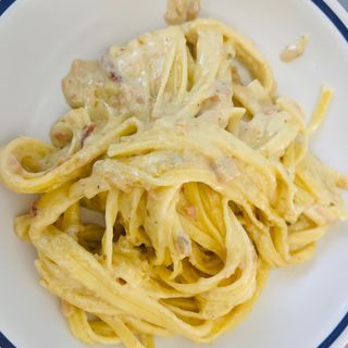 Fettuccine panna e salmone