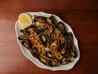 Паста з морепродуктами на двох (900g)