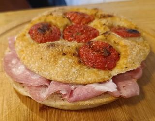 Focaccia barese farcita con mortadella
