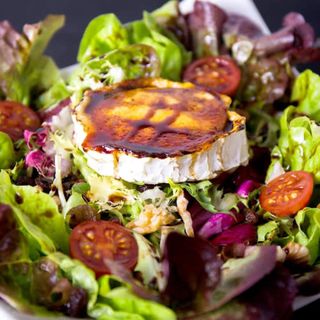 Ensalada Templada de Queso de Cabra