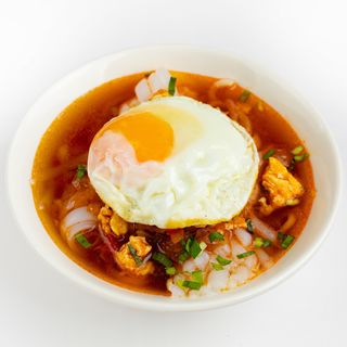 Ашлян-фу с глазуньей