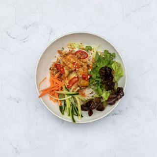 Vegan noodle bowl bun