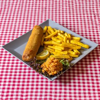 Karađorđeva pileća sa kajmakom ili sir/šunkarica