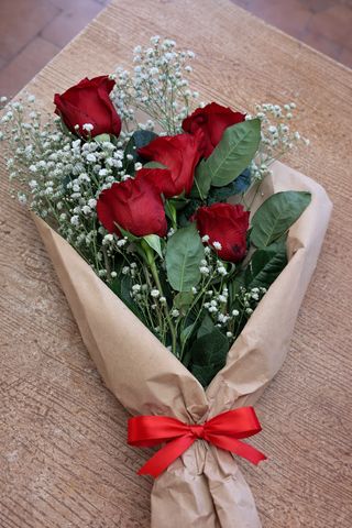 Bouquet 7 Rose Rosse