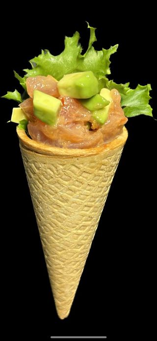 T31.TEMAKI CONO ATUN CON AGUACATE 1U